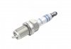 Свеча зажигания FR8DII33X IRIDIUM HYUNDAI I30 1.4-2.0 07-12, CERATO 1.6-2.0 04- BOSCH 0 242 230 534 (фото 1)