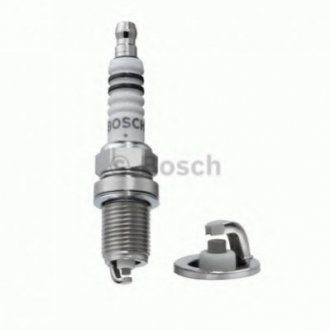 Свічка запалювання BOSCH 0 242 235 666