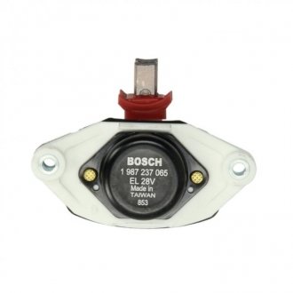 Регулятор генератора BOSCH 1987237065