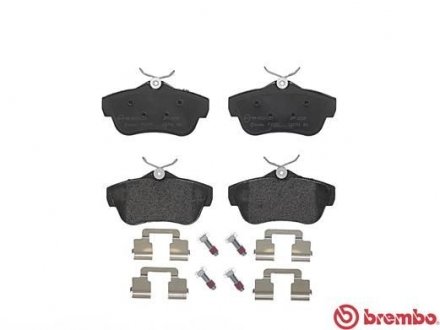 Комплект гальмівних колодок з 4 шт. дисків BREMBO P61095