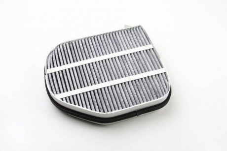 Фільтр салону C/E-клаз W202/210 (вугільний) CLEAN FILTERS NC2077CA