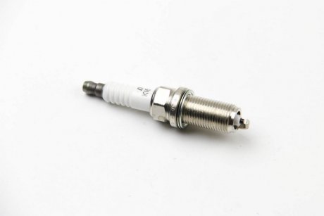 Свічка запалювання Citroen/Peugeot/Renault/Fiat/Hyundai/Kia/Nissan/Suzuki DENSO K16HPRU11
