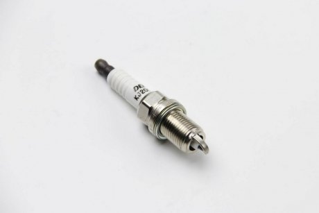 Свеча зажигания Nickel Opel Astra H 1,6i 1,8i, Astra J 1,4i 1,6i 1,8i, Corsa D 1,2i 1,4i (KJ20CR-L11) DENSO KJ20CRL11 (фото 1)