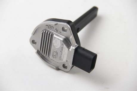 Датчик рівня масла BMW E36/E38/E39/E60/E87/E46/E90/E61 95- HELLA 6PR007868-031