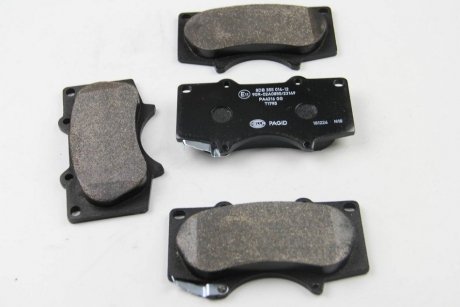 Гальмівні колодки перед. MITSUBISHI PAJERO/TOYOTA FJ CRUISER/LAND CRUISER 2.7-4.7 01- HELLA 8DB355014-121