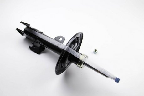 Амортизатор передній Toyota Camry 01-06 Пр. KYB 334386