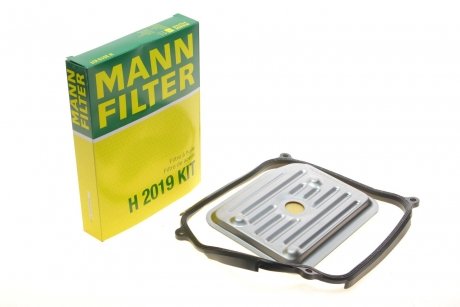 Фильтр масляный АКПП VW GOLF III, IV 91-06, SKODA OCTAVIA I с прокладкой MANN H 2019 KIT