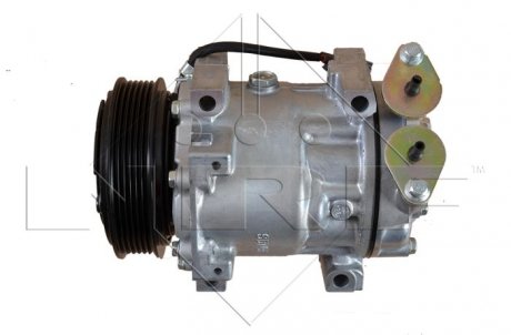 Компресор кондиціонера Ford Focus/C-Max 1.6TDCi 03-12/Mazda 3 1.6DI 04-09 NRF 32271