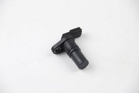 Датчик положення коленвала DUSTER K9K RENAULT 8200885209
