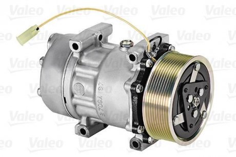 Компресор кондиціонера Valeo 813034