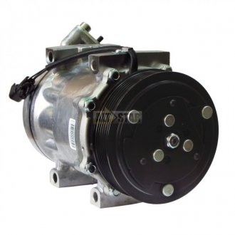 Компрессор кондиционера Ford Focus II (2004-2012) Valeo 813236